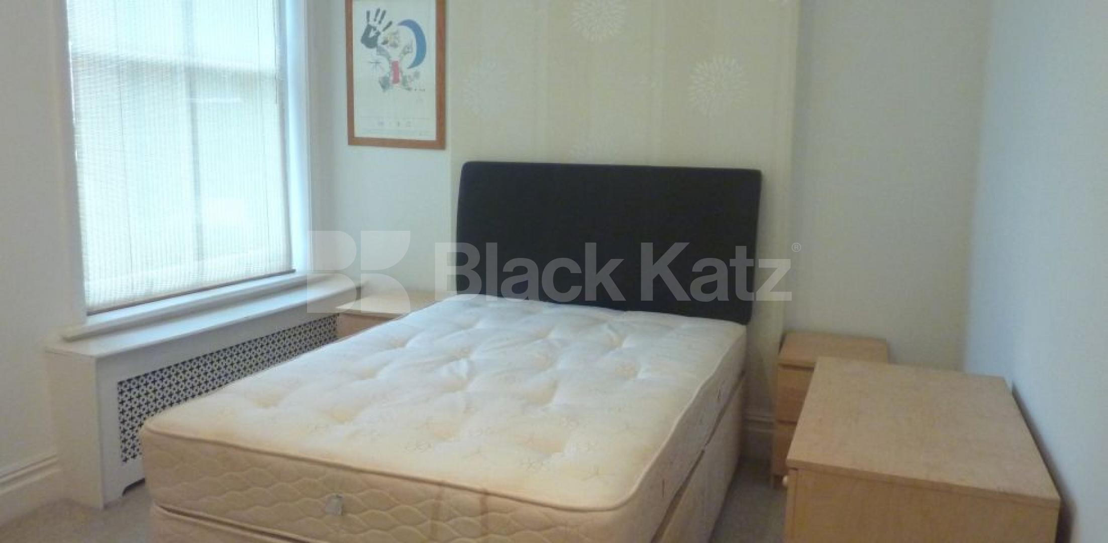 			LUXURY 3 BED 2 BATH!, 3 Bedroom, 1 bath, 1 reception Flat			 Elgin Ave, MAIDA VALE